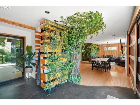 4807 SE Rex Drive Portland OR 97206