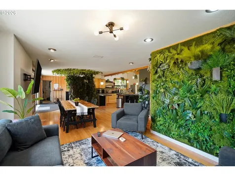 4807 SE Rex Drive Portland OR 97206