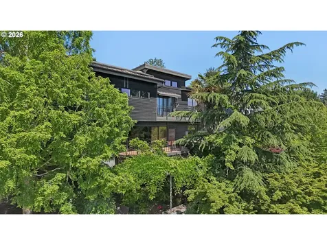 4807 SE Rex Drive Portland OR 97206