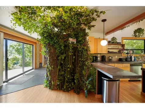 4807 SE Rex Drive Portland OR 97206