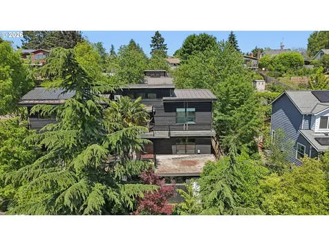 4807 SE Rex Drive Portland OR 97206