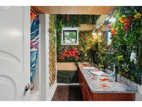 4807 SE Rex Drive Portland OR 97206