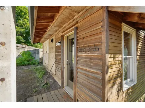 4807 SE Rex Drive Portland OR 97206