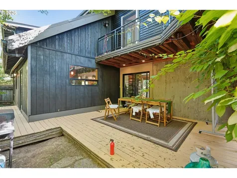 4807 SE Rex Drive Portland OR 97206