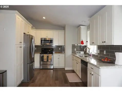 14615 NE 81st Street Vancouver WA 98682