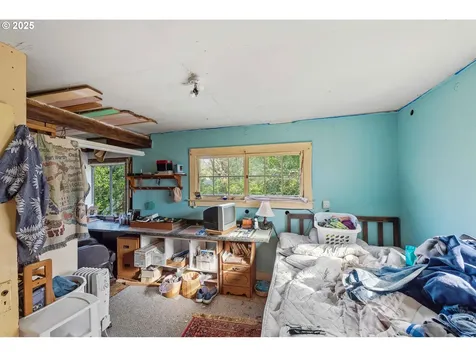 740 E 3rd Street Coquille OR 97423