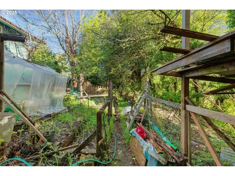 740 E 3rd Street Coquille OR 97423