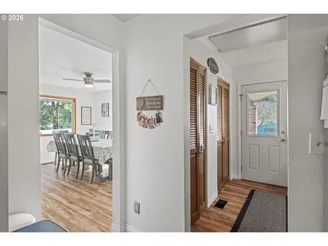 100 W 17th Street Coquille OR 97423