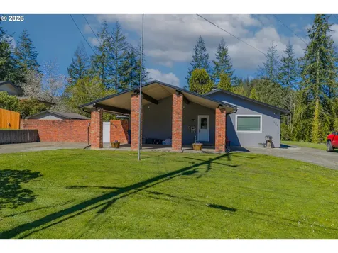 100 W 17th Street Coquille OR 97423