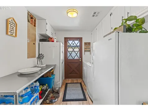 100 W 17th Street Coquille OR 97423