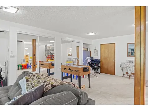 100 W 17th Street Coquille OR 97423
