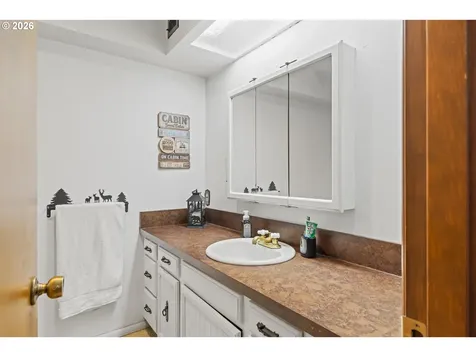 100 W 17th Street Coquille OR 97423