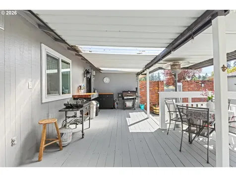 100 W 17th Street Coquille OR 97423