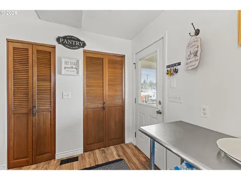 100 W 17th Street Coquille OR 97423