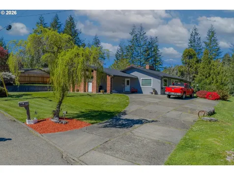 100 W 17th Street Coquille OR 97423