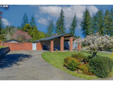 100 W 17th Street Coquille OR 97423