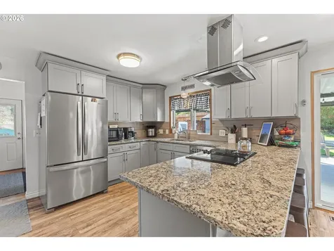 100 W 17th Street Coquille OR 97423