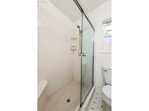 1975 W 34th Avenue Eugene OR 97405