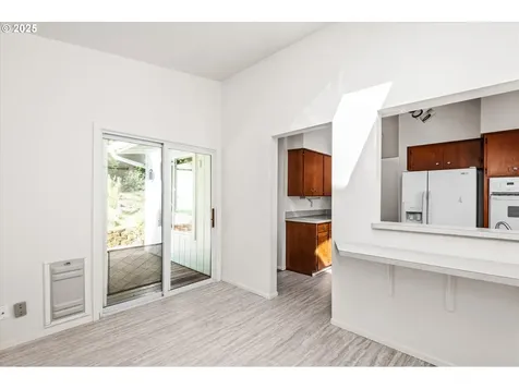 1975 W 34th Avenue Eugene OR 97405