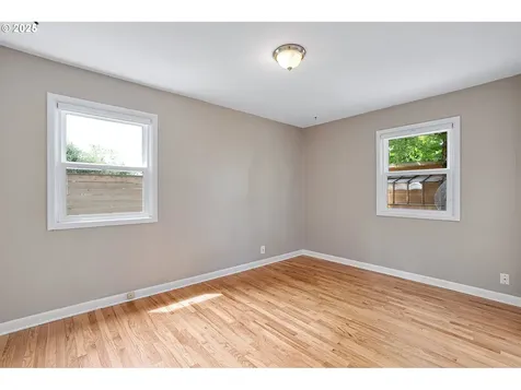 2543 NE 92nd Avenue Portland OR 97220