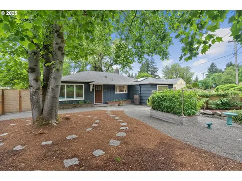 2543 NE 92nd Avenue Portland OR 97220