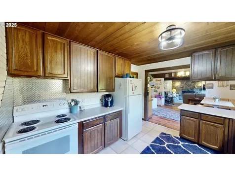 28656 Brooks Road Gold Beach OR 97444