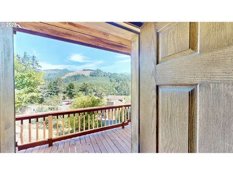 28656 Brooks Road Gold Beach OR 97444