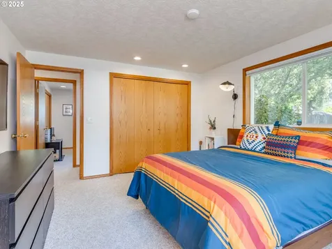 692 SW Westview Drive Mcminnville OR 97128