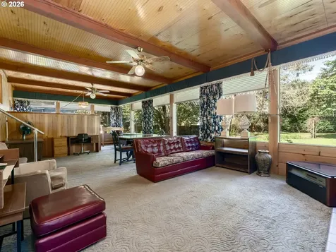1935 NE Orchard Avenue Mcminnville OR 97128