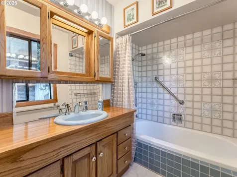 1935 NE Orchard Avenue Mcminnville OR 97128