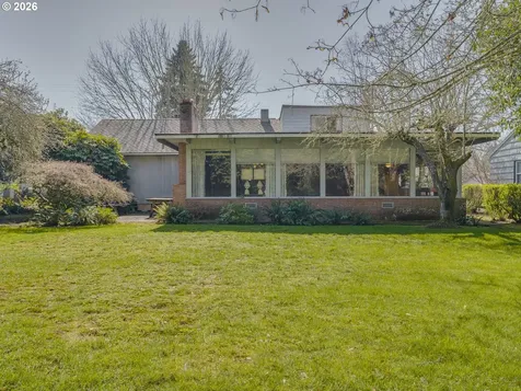 1935 NE Orchard Avenue Mcminnville OR 97128