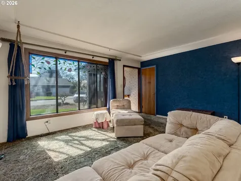 1935 NE Orchard Avenue Mcminnville OR 97128