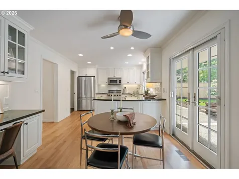 3000 Westview Court Lake Oswego OR 97034
