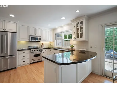 3000 Westview Court Lake Oswego OR 97034