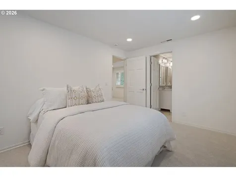 3000 Westview Court Lake Oswego OR 97034
