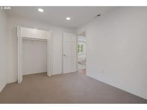 3000 Westview Court Lake Oswego OR 97034