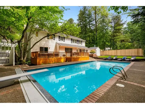 3000 Westview Court Lake Oswego OR 97034