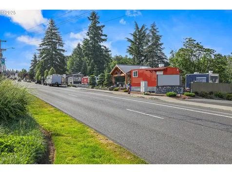 38565 Pleasant Street Sandy OR 97055