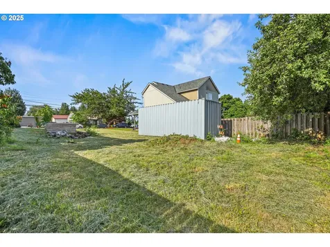 38565 Pleasant Street Sandy OR 97055