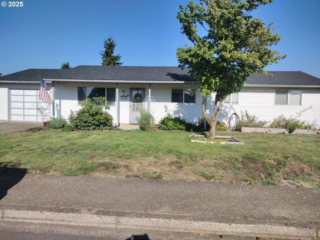 260 Crona Street Junction City OR 97448