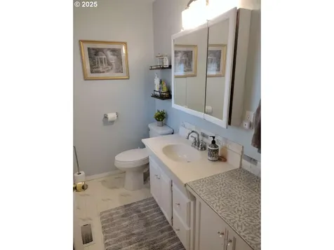 260 Crona Street Junction City OR 97448