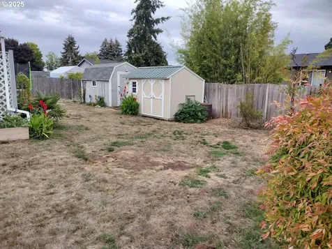260 Crona Street Junction City OR 97448