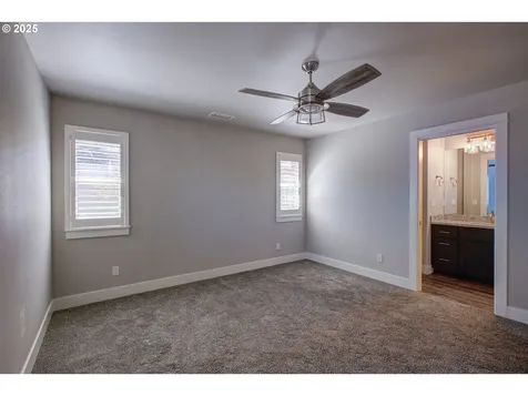 325 Brady Lane Roseburg OR 97471