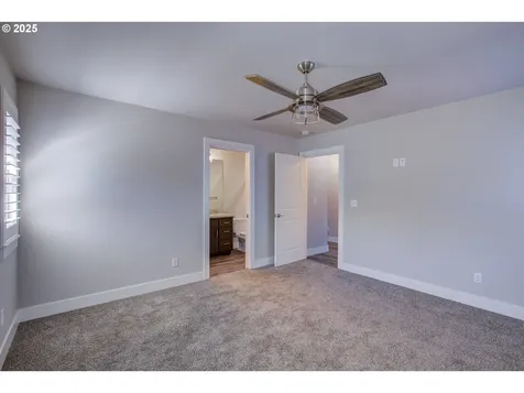 325 Brady Lane Roseburg OR 97471