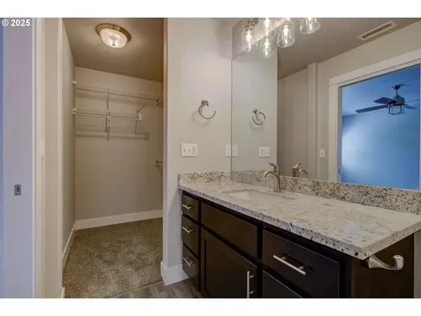 325 Brady Lane Roseburg OR 97471