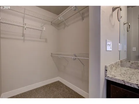 325 Brady Lane Roseburg OR 97471