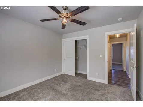 325 Brady Lane Roseburg OR 97471