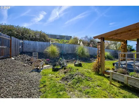 325 Brady Lane Roseburg OR 97471