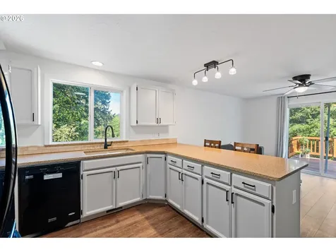 1316 NW Maple Lane Camas WA 98607