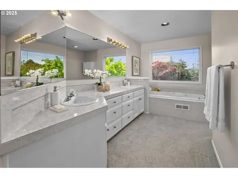 305 SW 169th Place Beaverton OR 97006